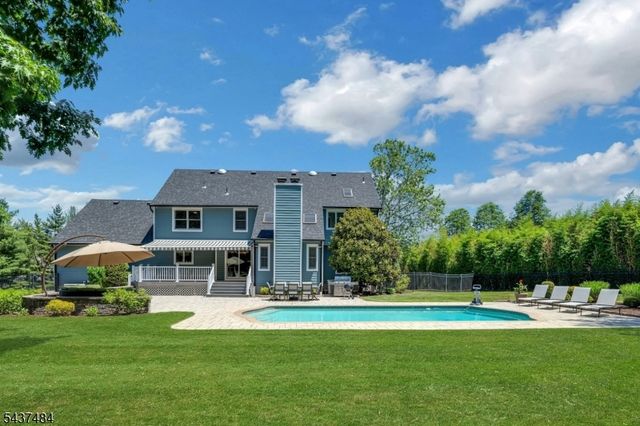 1 Curtis Trl, Bridgewater Twp., NJ 08836