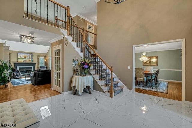 1 Curtis Trl, Bridgewater Twp., NJ 08836