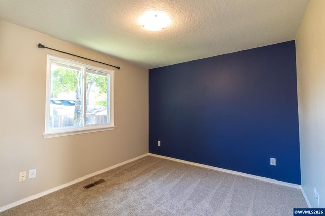 8370 SW Colony Creek Ct, Tigard, OR 97224