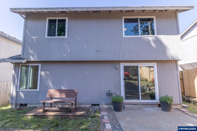 8370 SW Colony Creek Ct, Tigard, OR 97224