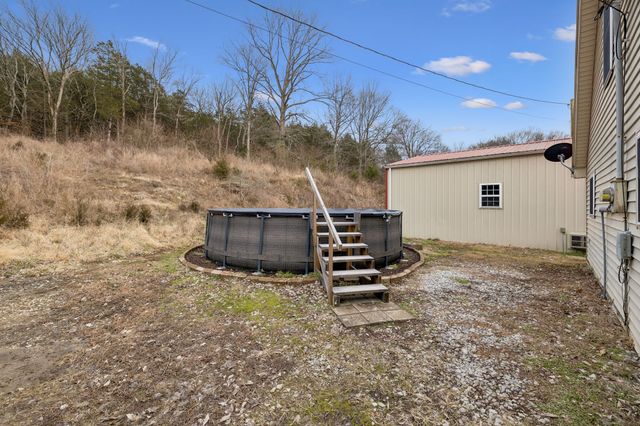 177 Lakeside Dr, Carthage, TN 37030