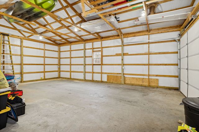 177 Lakeside Dr, Carthage, TN 37030