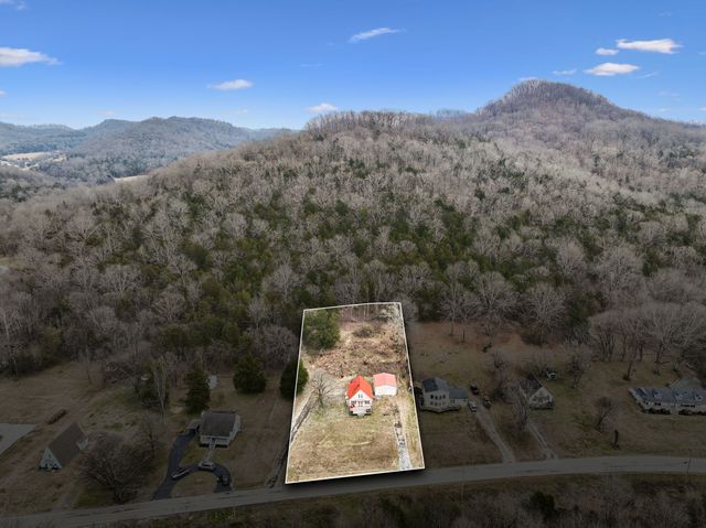 177 Lakeside Dr, Carthage, TN 37030