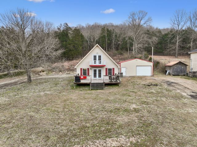 177 Lakeside Dr, Carthage, TN 37030