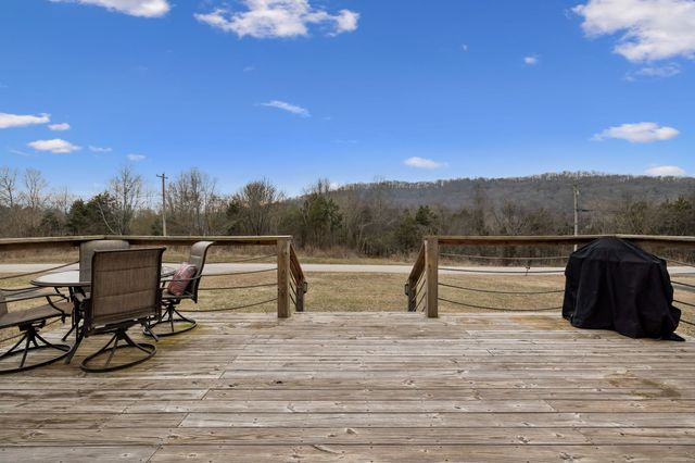 177 Lakeside Dr, Carthage, TN 37030