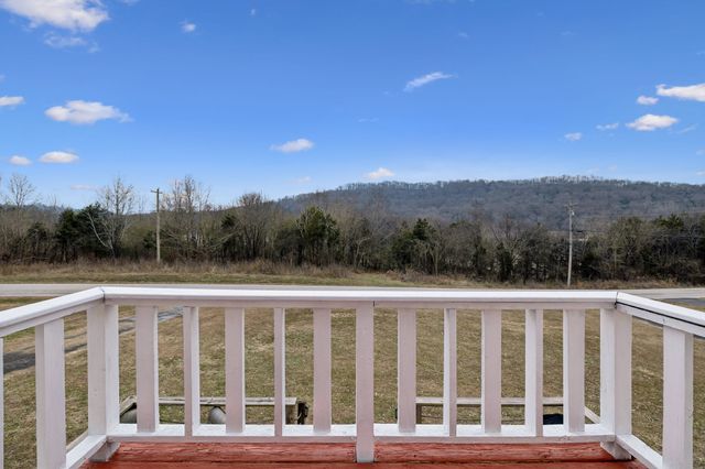 177 Lakeside Dr, Carthage, TN 37030