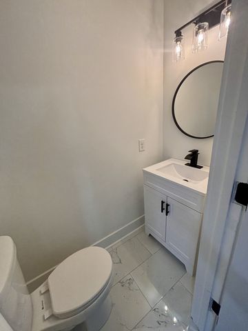 1313 Priest Woods Ct, Nashville, TN 37214