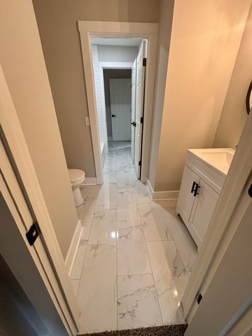 1313 Priest Woods Ct, Nashville, TN 37214