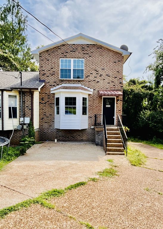 1313 Priest Woods Ct, Nashville, TN 37214