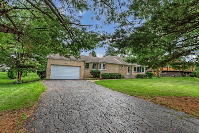 7N435 Linden Avenue, Medinah, IL 60157