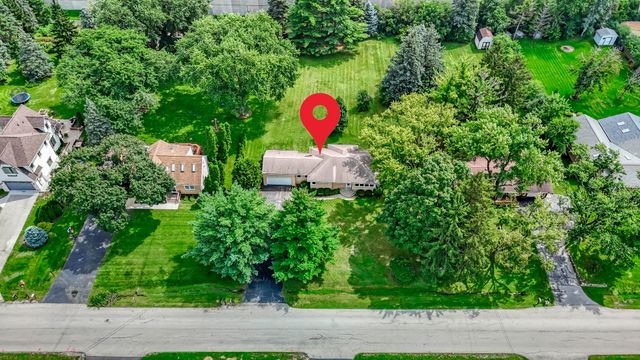 7N435 Linden Avenue, Medinah, IL 60157