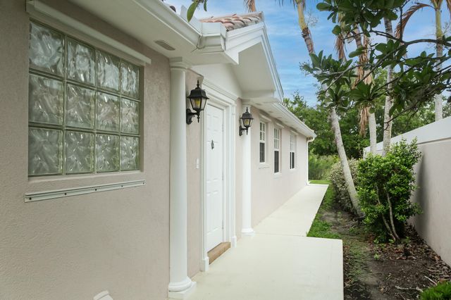 10714 SW Elsinore Drive, Port St. Lucie, Port St Lucie, FL 34987