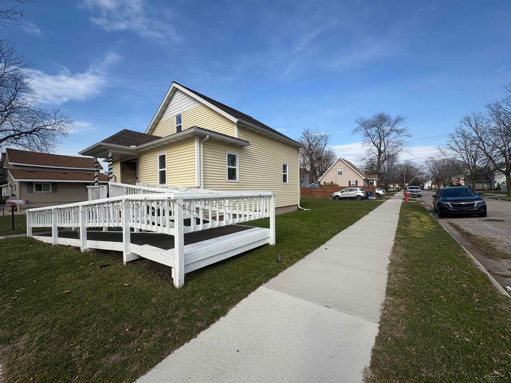 201 19th Street, Bay City, MI 48708