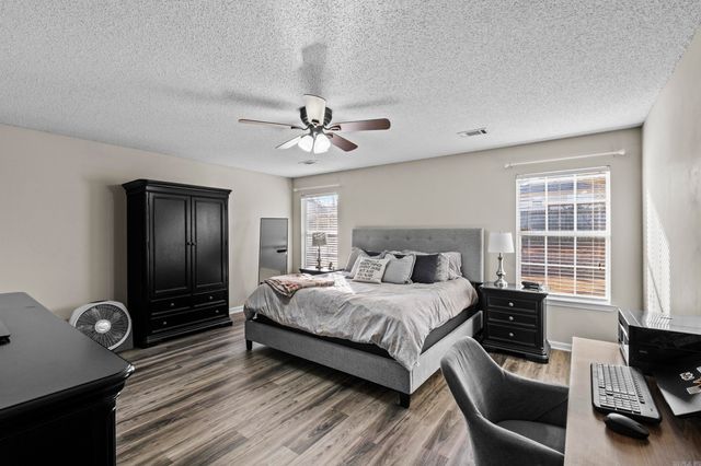 5037 Austin Lakes Cir, Sherwood, AR 72120