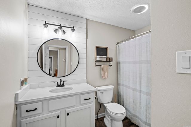 5037 Austin Lakes Cir, Sherwood, AR 72120