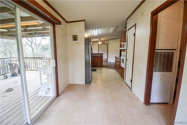 18157 Barefoot Springer Road, Gordo, AL 35466