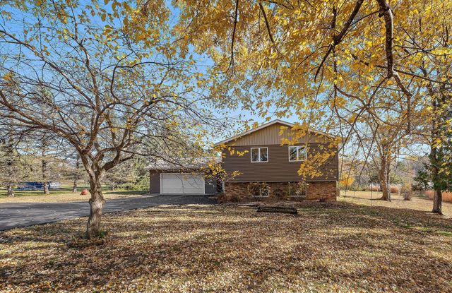 967 Sherman Road, Hudson, WI 54016