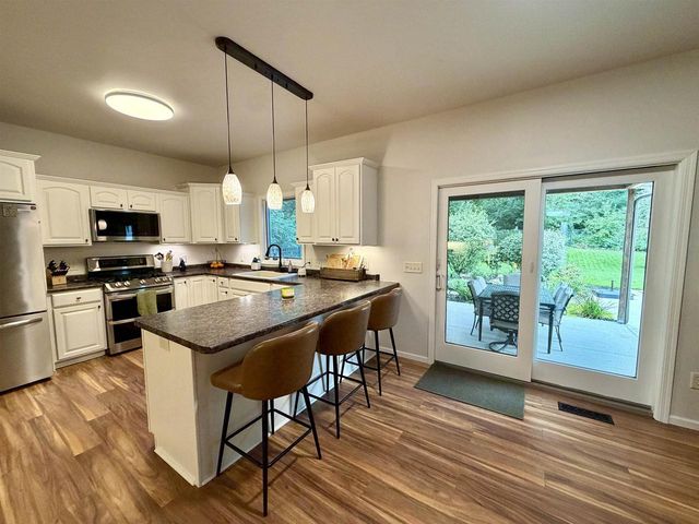 3819 Huntington Court, Janesville, WI 53546