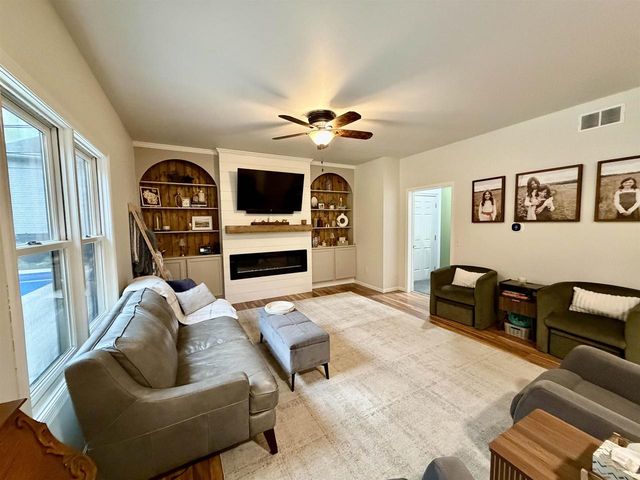 3819 Huntington Court, Janesville, WI 53546