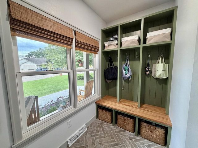 3819 Huntington Court, Janesville, WI 53546