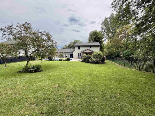 3819 Huntington Court, Janesville, WI 53546