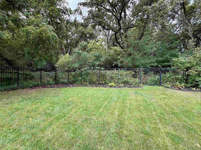 3819 Huntington Court, Janesville, WI 53546