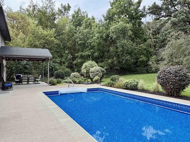 3819 Huntington Court, Janesville, WI 53546