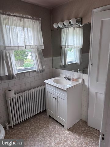 9 N 12TH ST, Millville, NJ 08332