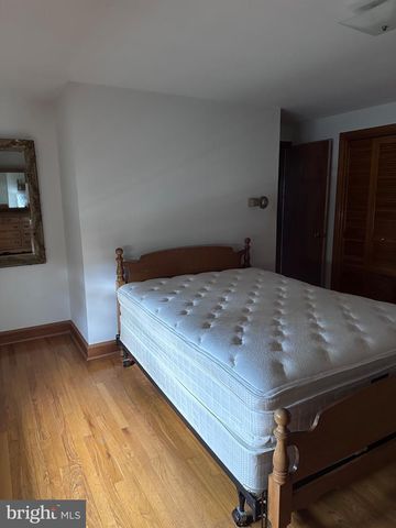 9 N 12TH ST, Millville, NJ 08332