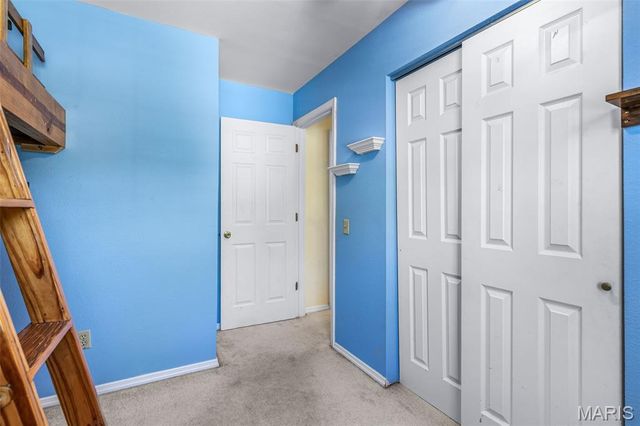 5572 Brookton Way, St Louis, MO 63128