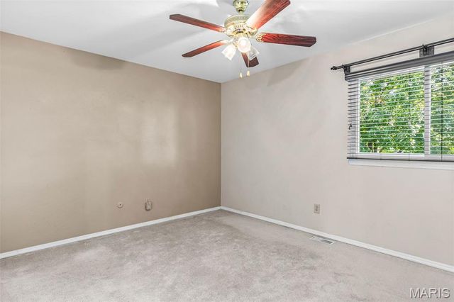 5572 Brookton Way, St Louis, MO 63128