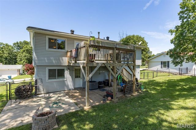 5572 Brookton Way, St Louis, MO 63128