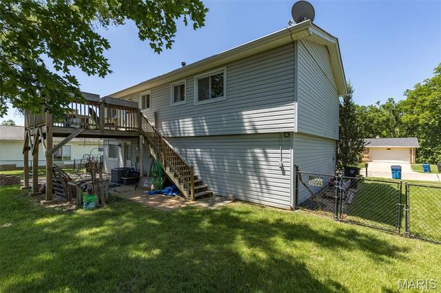 5572 Brookton Way, St Louis, MO 63128