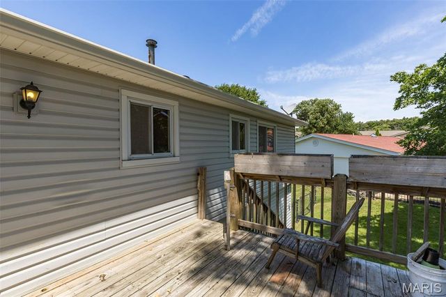 5572 Brookton Way, St Louis, MO 63128