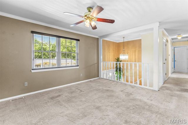 5572 Brookton Way, St Louis, MO 63128