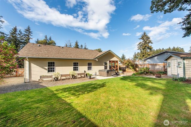 2010 Westview Dr, Port Angeles, WA 98363