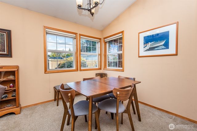 2010 Westview Dr, Port Angeles, WA 98363