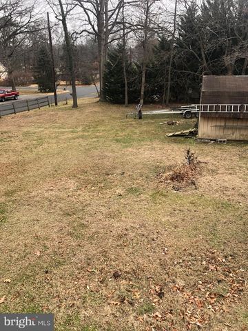 201 SOUTHWOOD RD, Pasadena, MD 21122