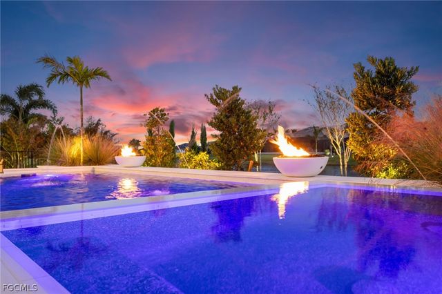 898 W Cape Estates CIR, Cape Coral, FL 33993