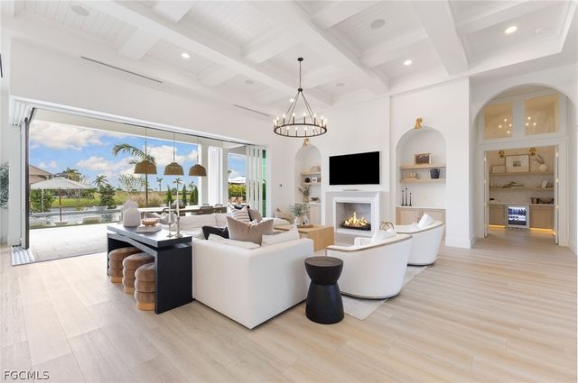 898 W Cape Estates CIR, Cape Coral, FL 33993