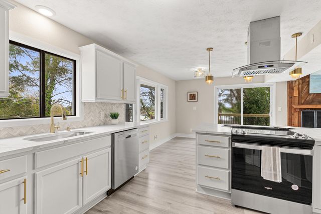 301 Summit Drive, Destin, FL 32541