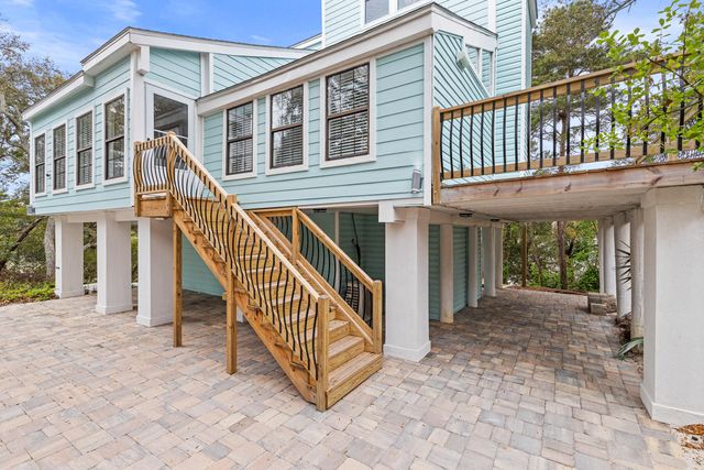 301 Summit Drive, Destin, FL 32541