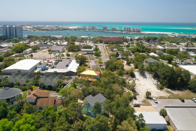 301 Summit Drive, Destin, FL 32541