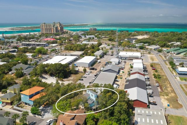 301 Summit Drive, Destin, FL 32541