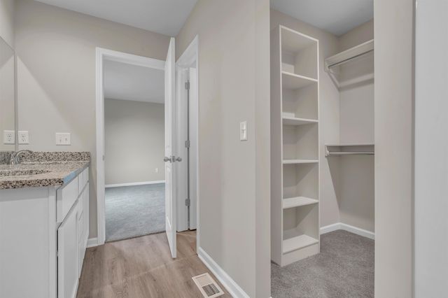 3651 E Hollandale St, Derby, KS 67037