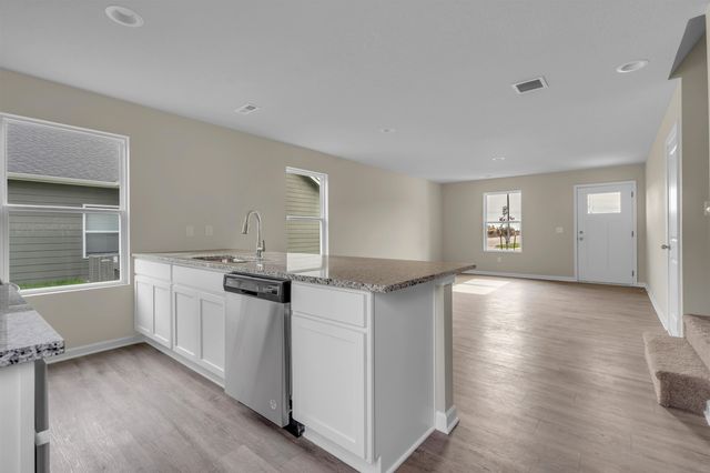 3651 E Hollandale St, Derby, KS 67037