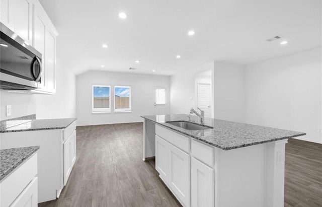 2035 Woodlark Way, Sealy, TX 77474