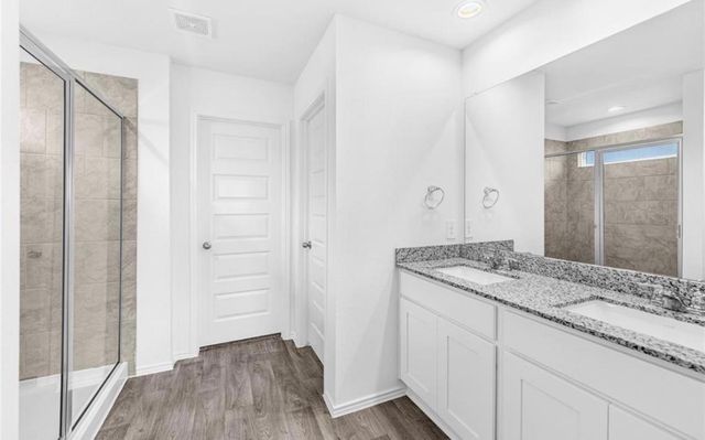 2035 Woodlark Way, Sealy, TX 77474