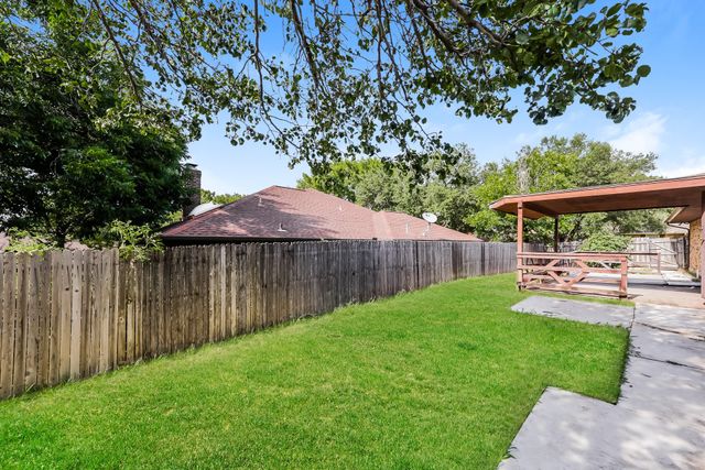 3944 Misty Meadow Drive, Fort Worth, TX 76133