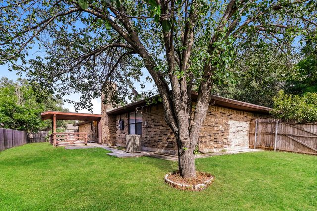 3944 Misty Meadow Drive, Fort Worth, TX 76133